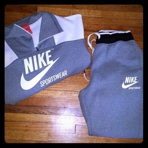 Nike jogger suit